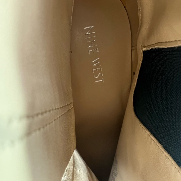 Nine West Ankle Boots Women’s Gray Suedette Quamra Block Heel Size 8 NEW Booties - Picture 7 of 11